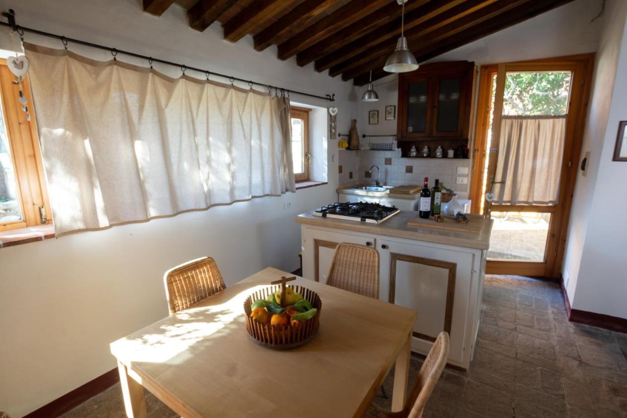 Agriturismo Colle Vento ชูเวเรโต ภายนอก รูปภาพ