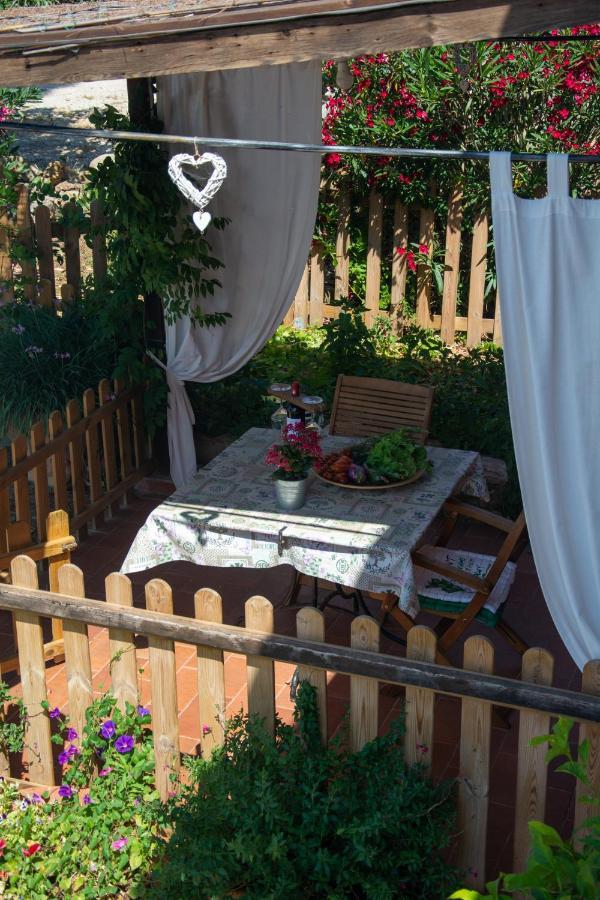 Agriturismo Colle Vento ชูเวเรโต ภายนอก รูปภาพ